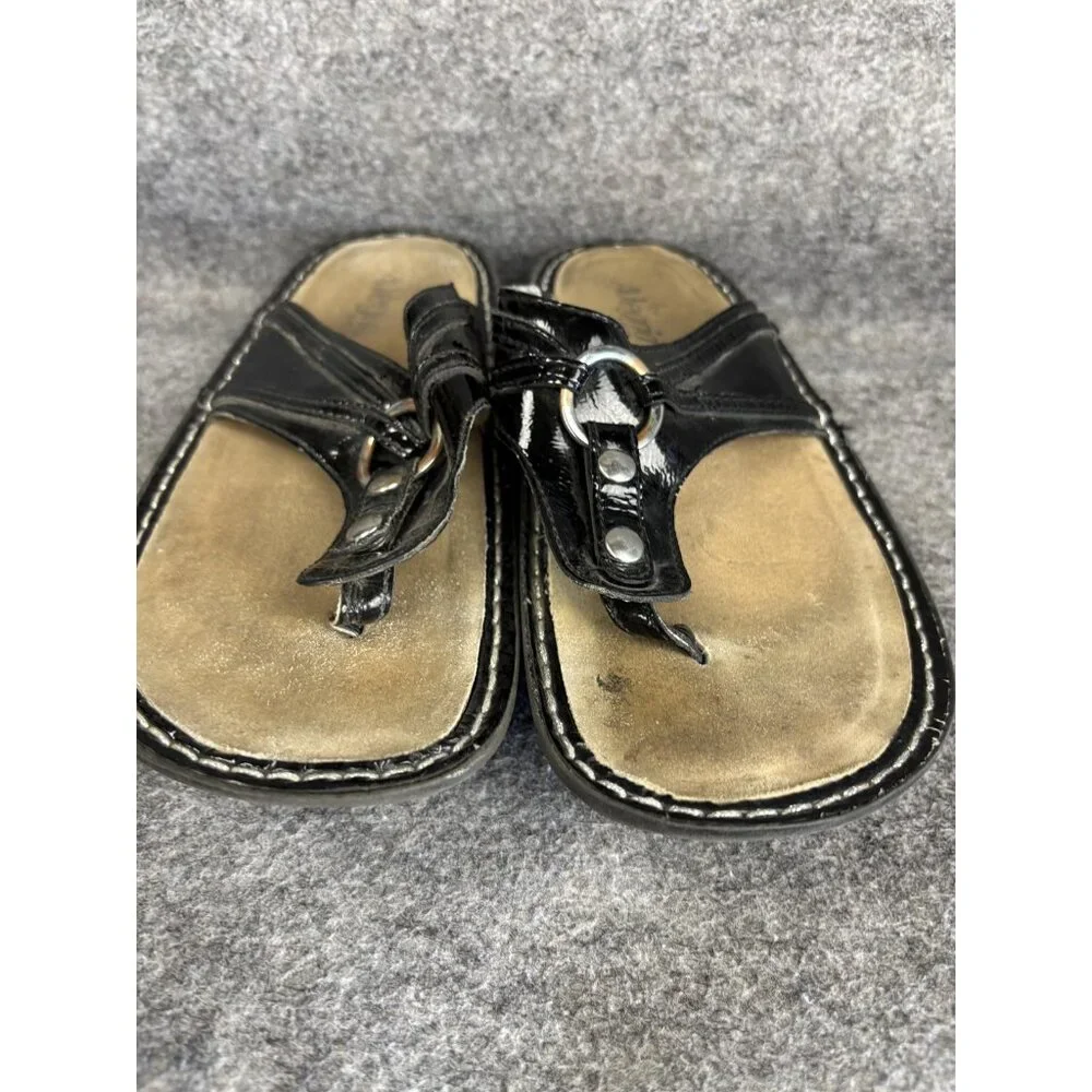 Alegria‎ Shoes Womens Size 9 39 Patent Leather Thong Sandals PG Lite Comfort